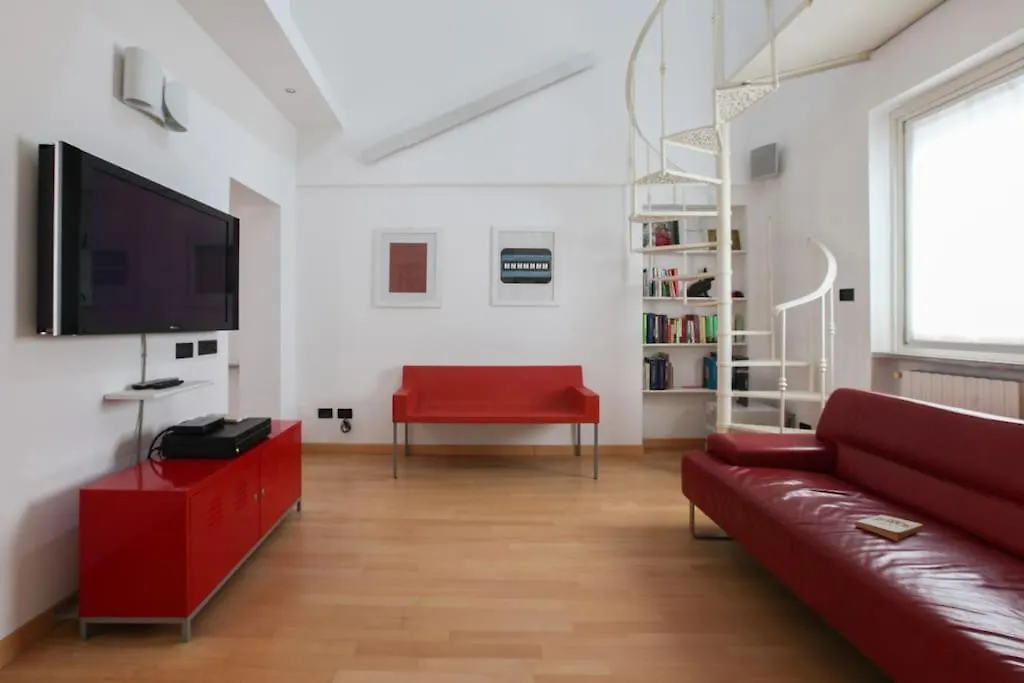 Apartment Hacca Collection - Open Space In Porta Ticinese Milan